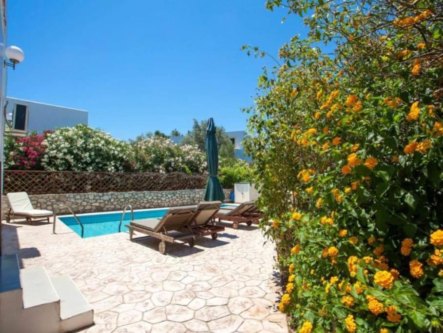 Villa Lea Vlicha  Exterior foto